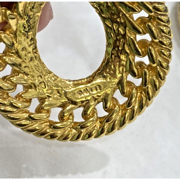 Vintage Avon Goldtone Pierced Earrings Chunky Filigree Chain Boss Lady Teardrop - Picture 5 of 6